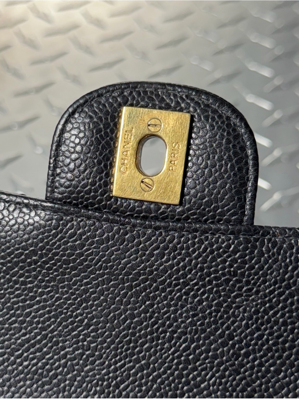 Chanel Vintage Caviar Quilted Classic Flap in Black GHW - Picture 12 of 16